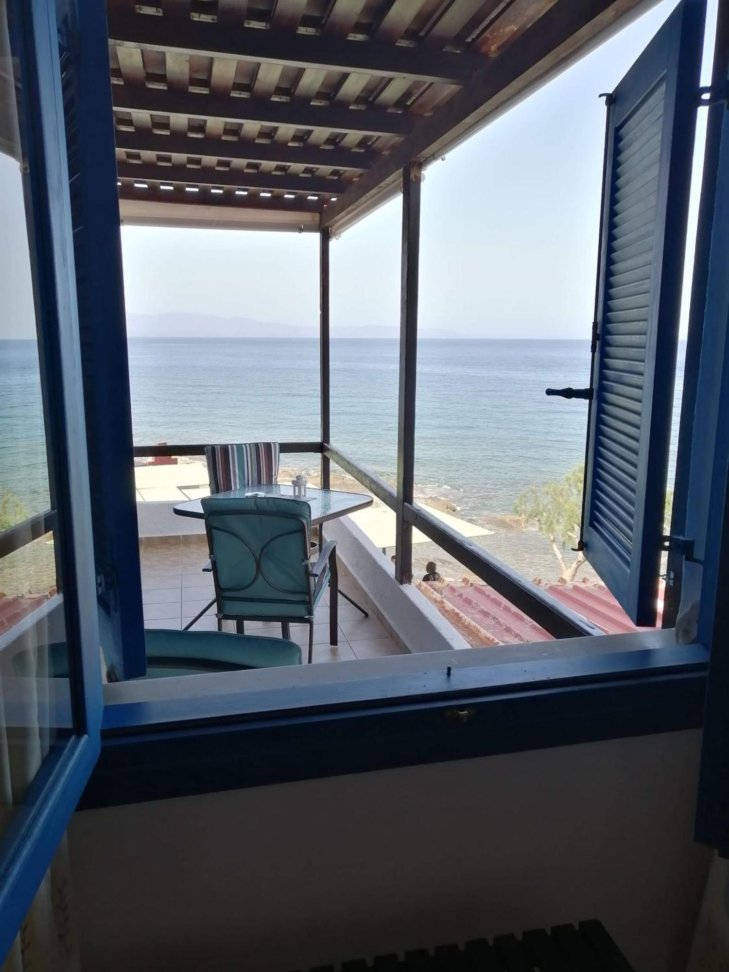 On The Sea Despoina Apartment At Mochlos Creta Exterior photo