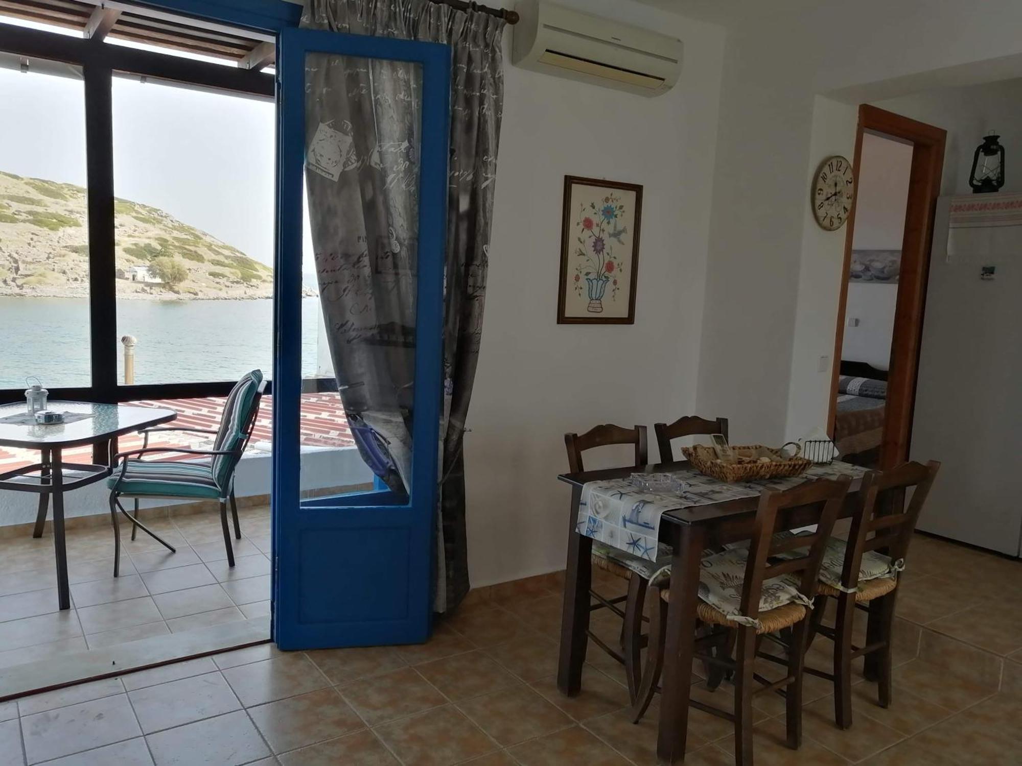 On The Sea Despoina Apartment At Mochlos Creta Exterior photo