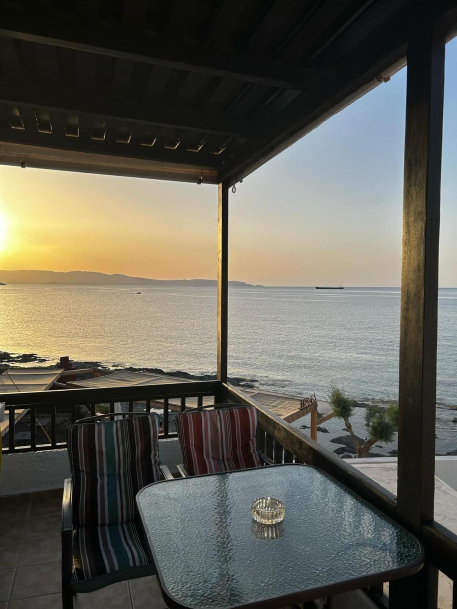 On The Sea Despoina Apartment At Mochlos Creta Exterior photo